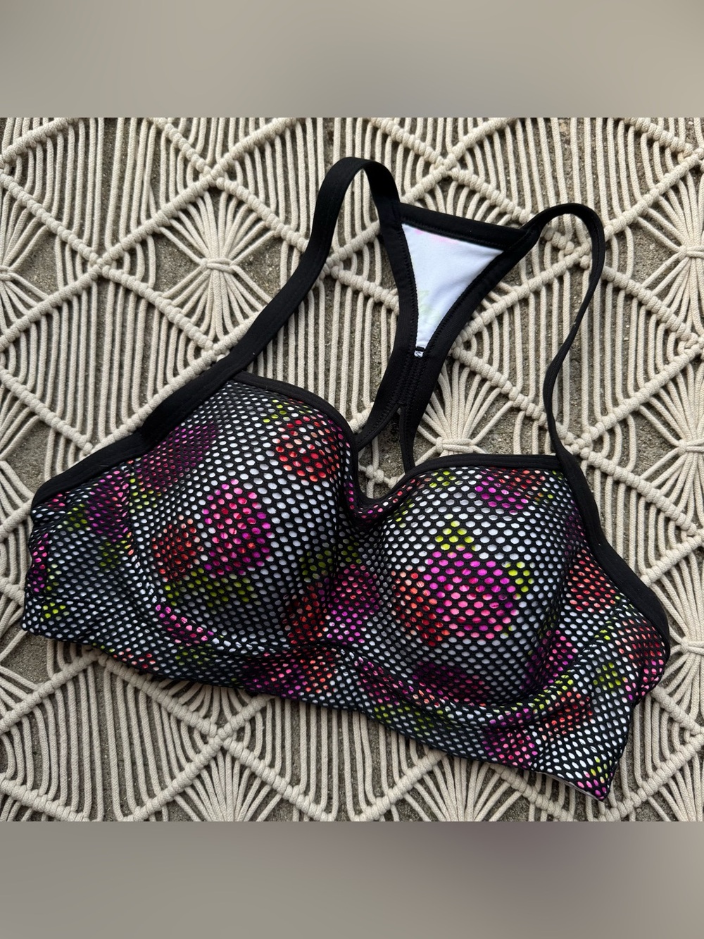 Victoria’s Secret VSX Sports Bra Size 36C 
Black Mesh Overlay Print